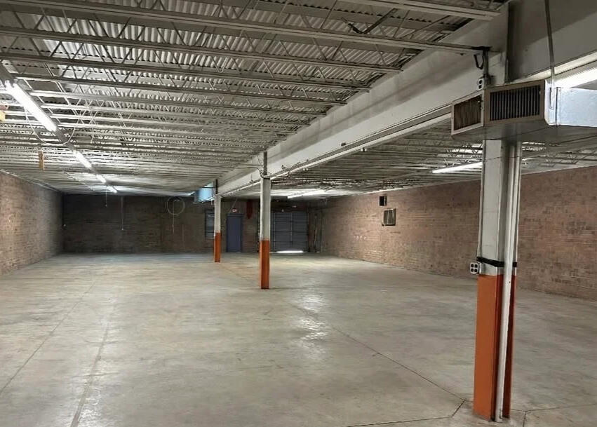 Lower level Lower level